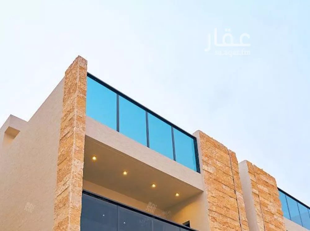 6 bedroom villa in Al Mahdiyyah 3