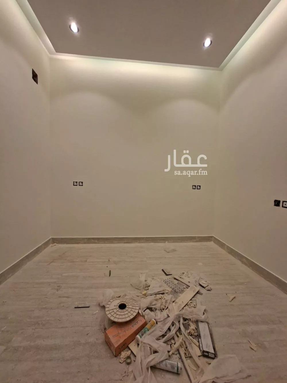 فيلا 8 غرف في ظهرة لبن 20