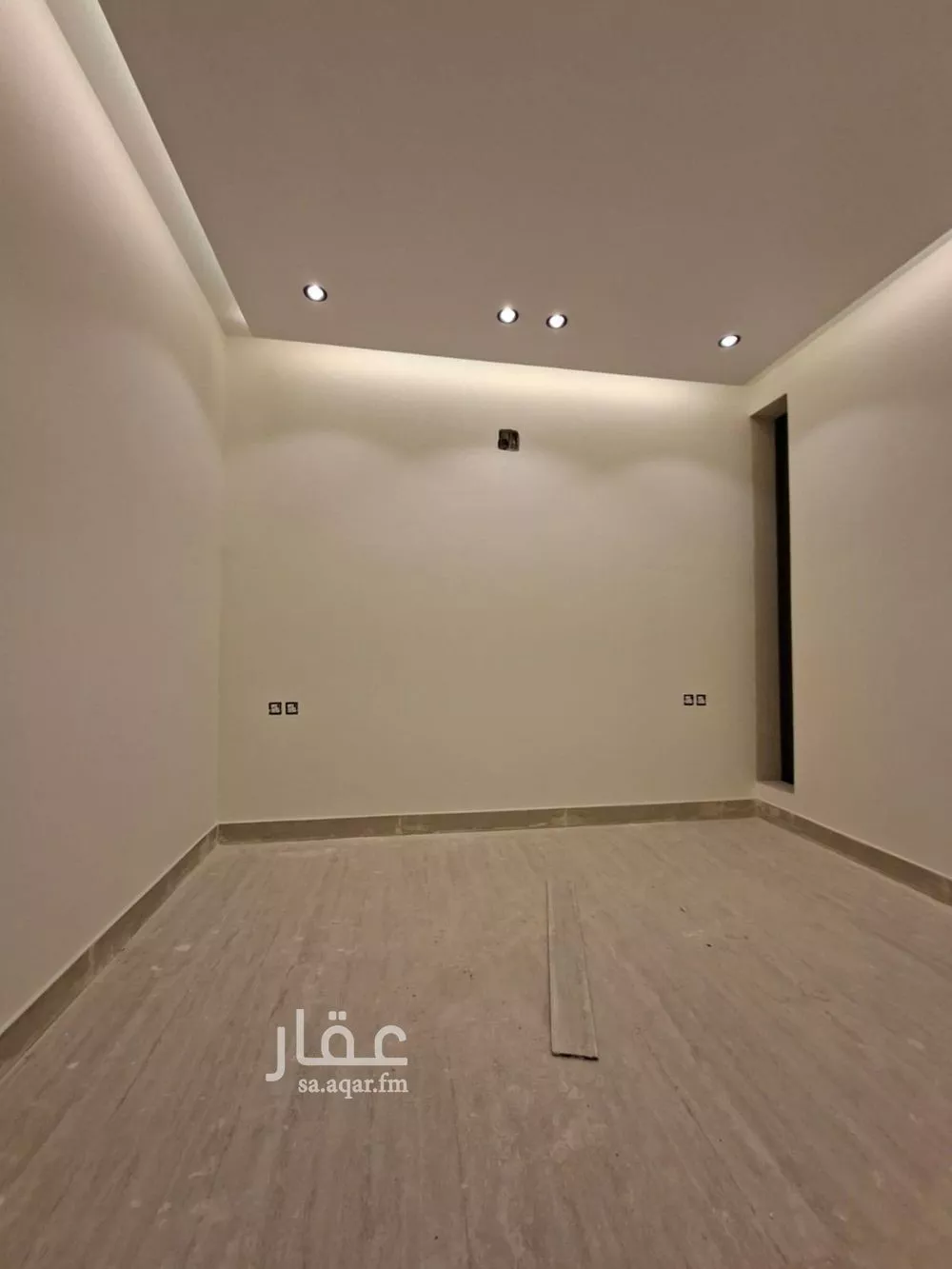 فيلا 8 غرف في ظهرة لبن 22