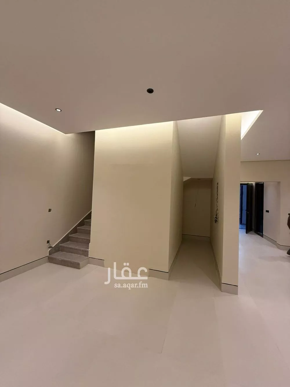 4 bedroom villa in Al Aridh 13