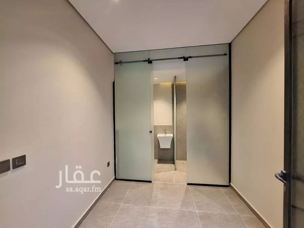 فيلا 4 غرف في الرمال 18