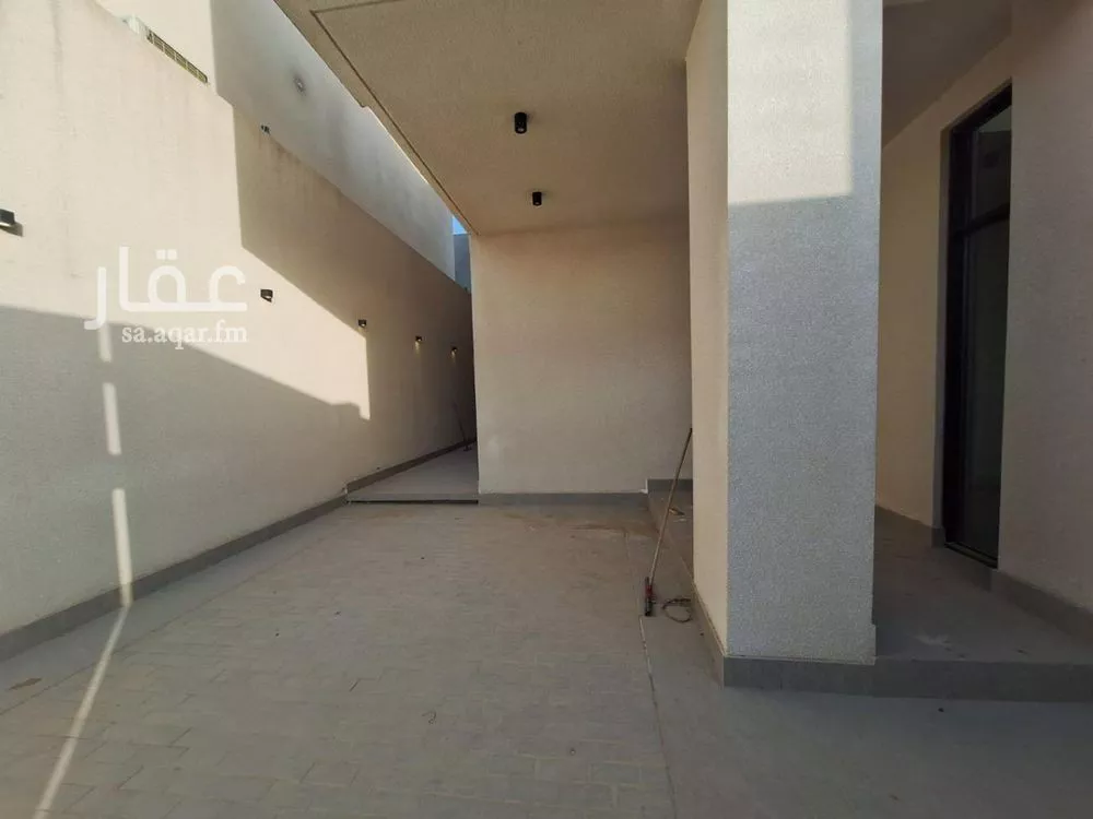 فيلا 4 غرف في الرمال 7