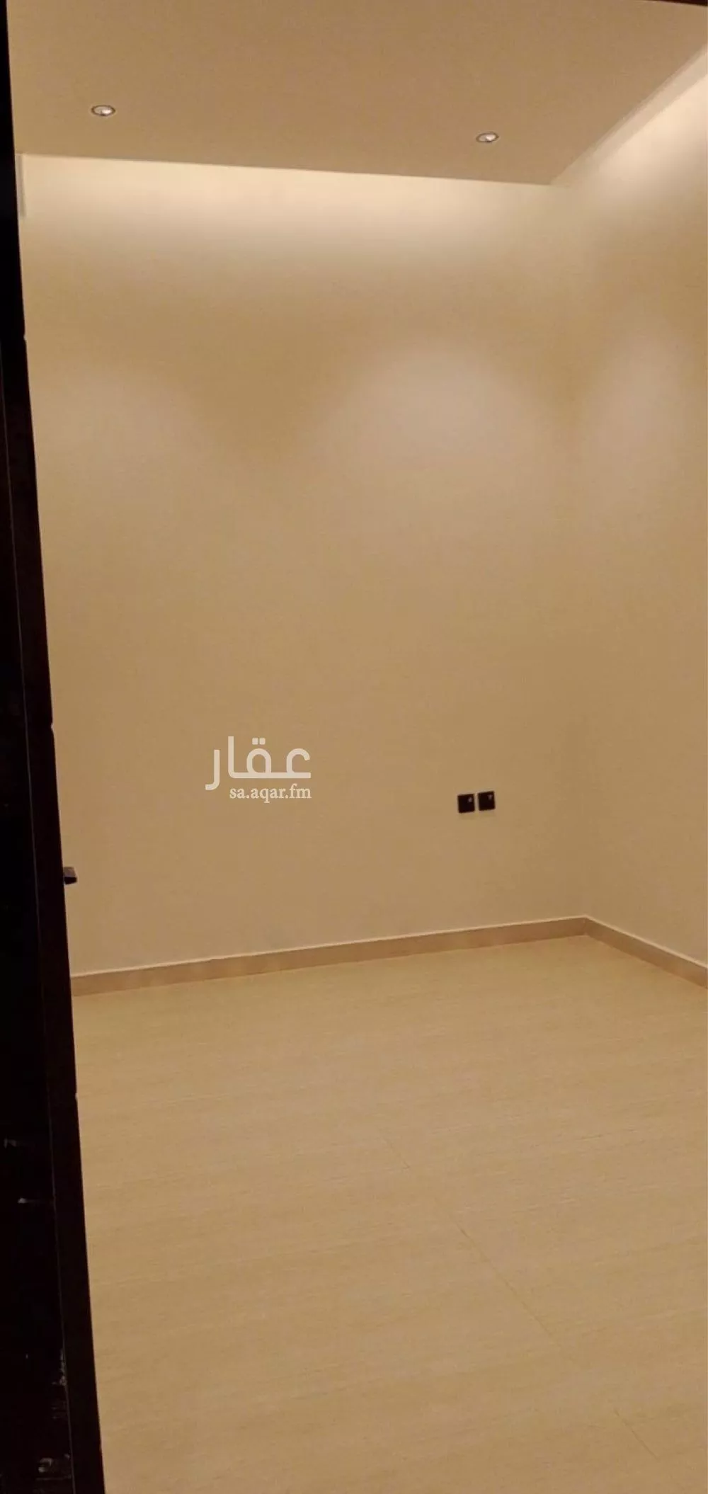 4 bedroom villa in Al Janadriyah 9