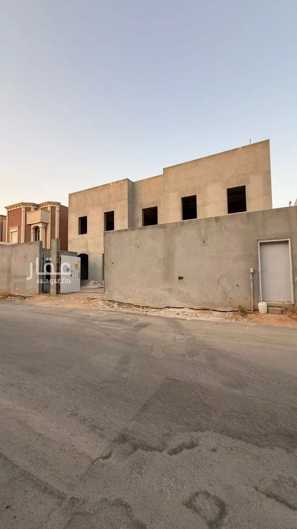 4 bedroom villa in Al Malqa 6