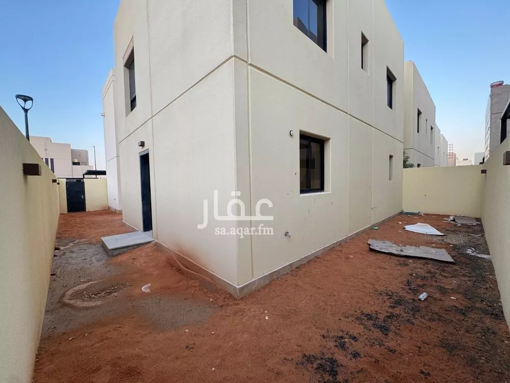 4 bedroom villa in Al Munsiyah 13