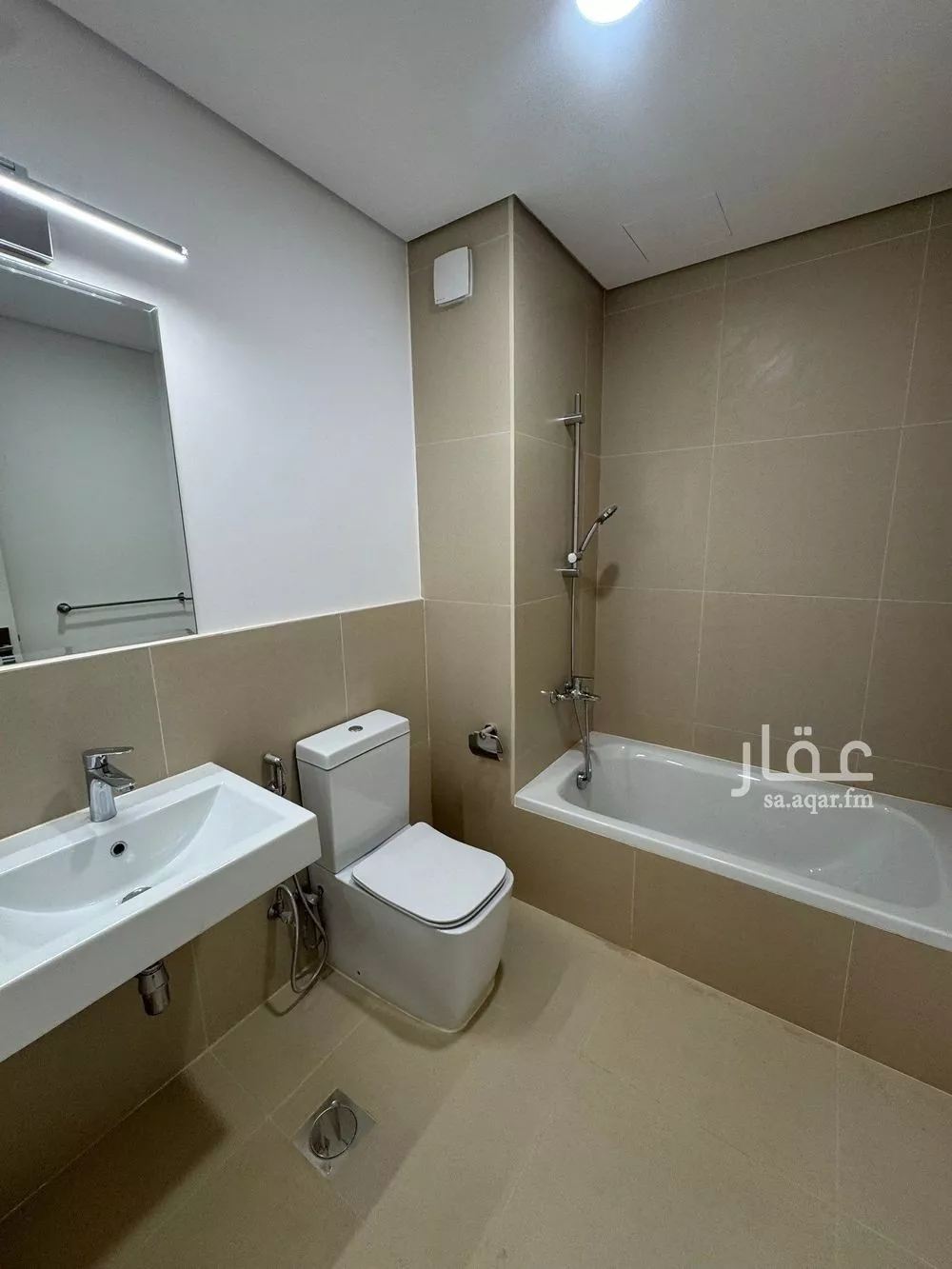 4 bedroom villa in Al Munsiyah 23