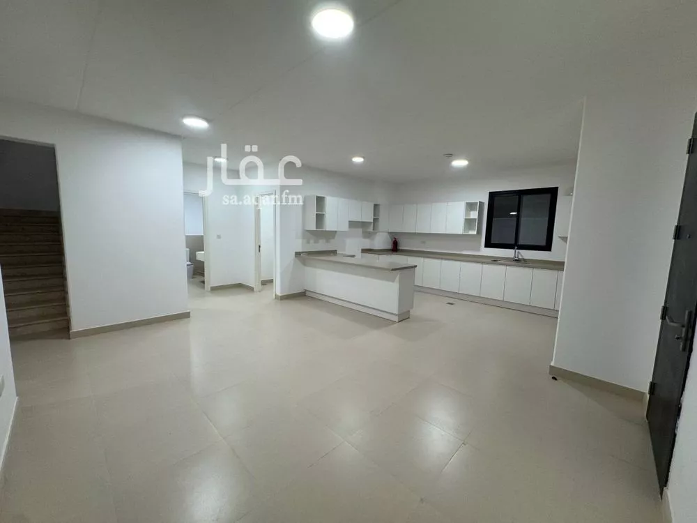4 bedroom villa in Al Munsiyah 5