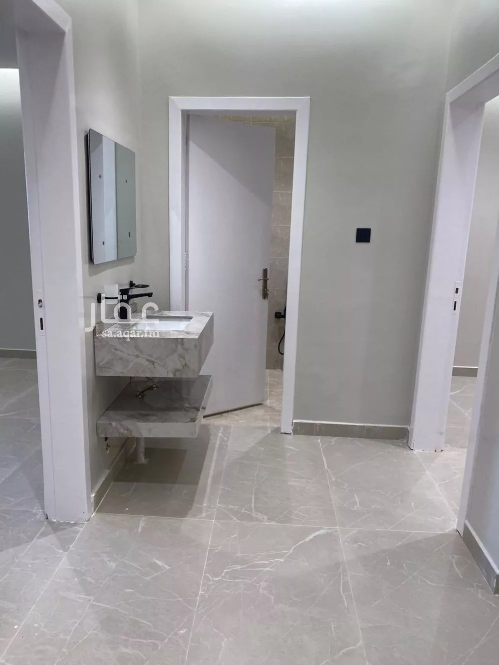 2 bedroom floor in Al Malqa 9