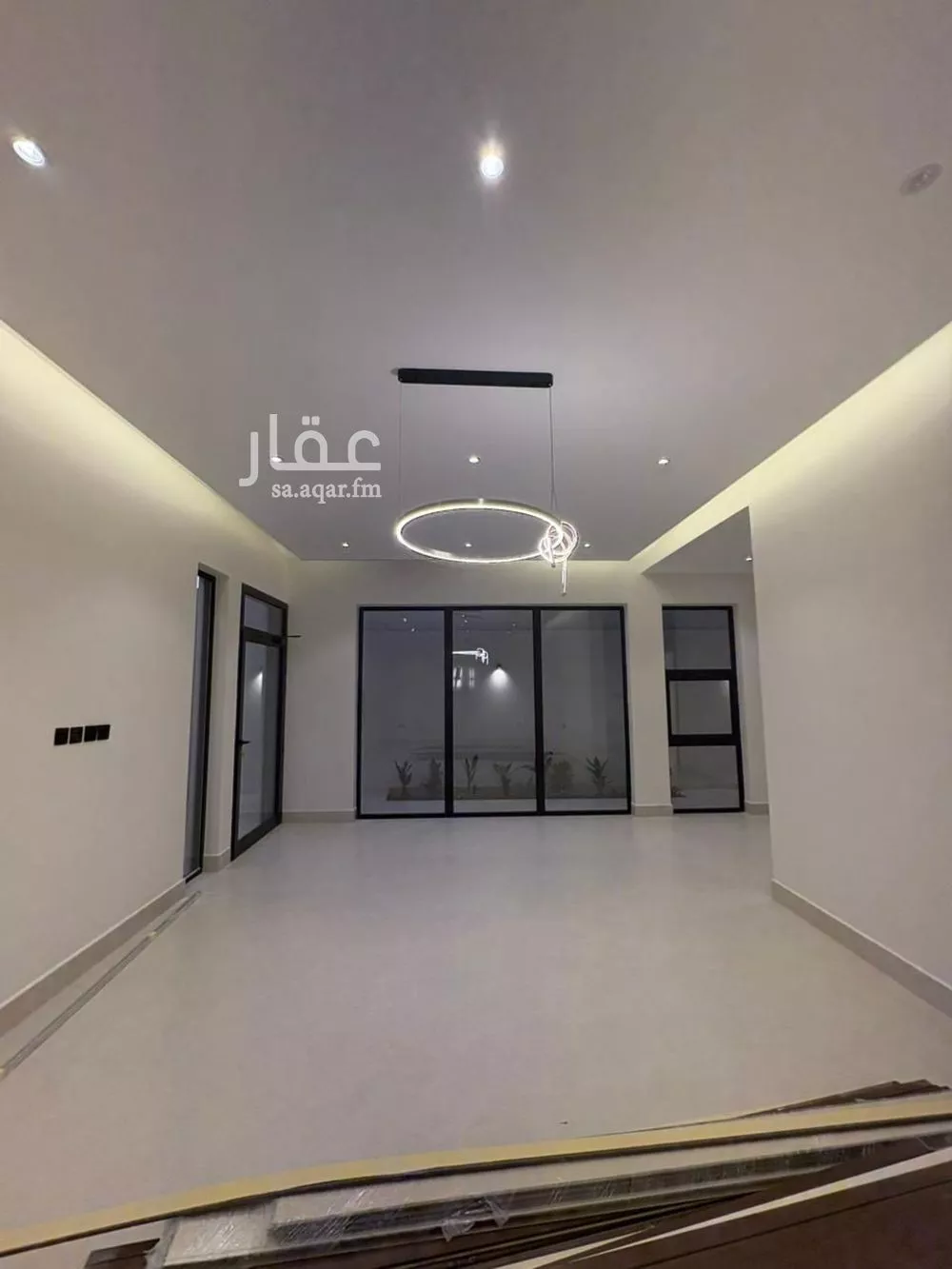فيلا 6 غرف في المهدية 5