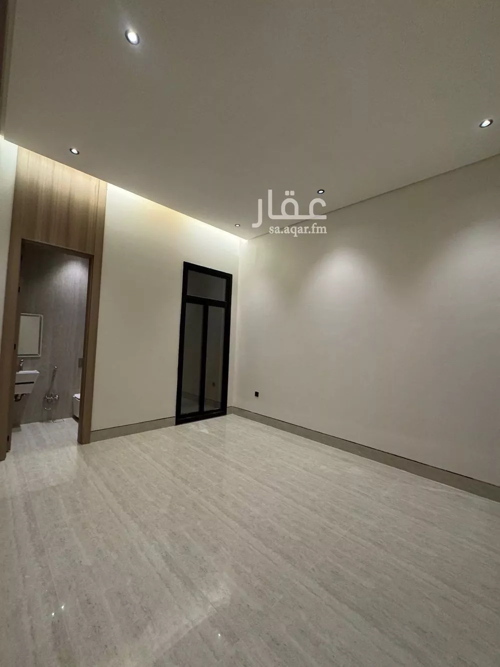 5 bedroom villa in Al Mahdiyyah 18