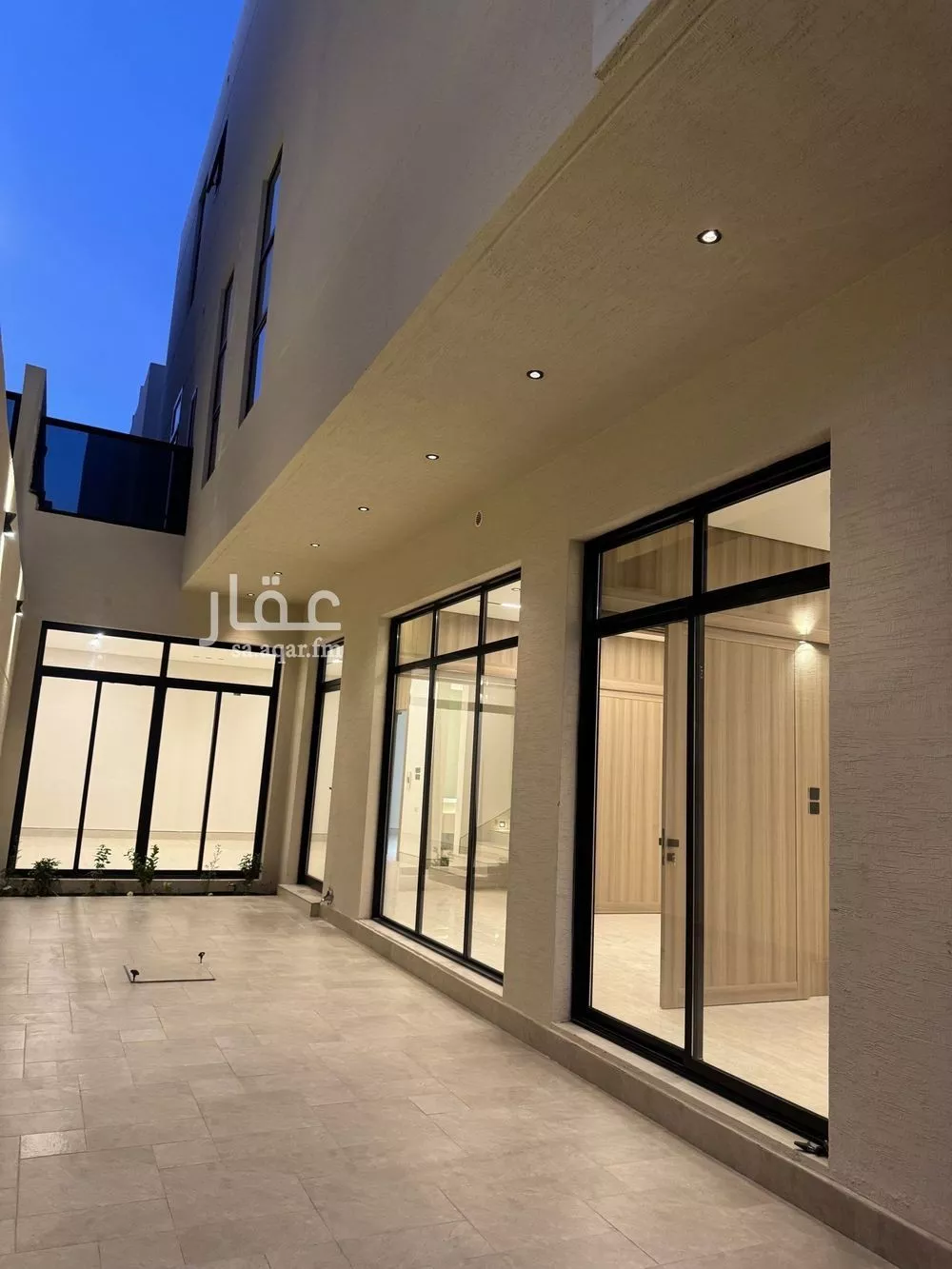 5 bedroom villa in Al Mahdiyyah 4