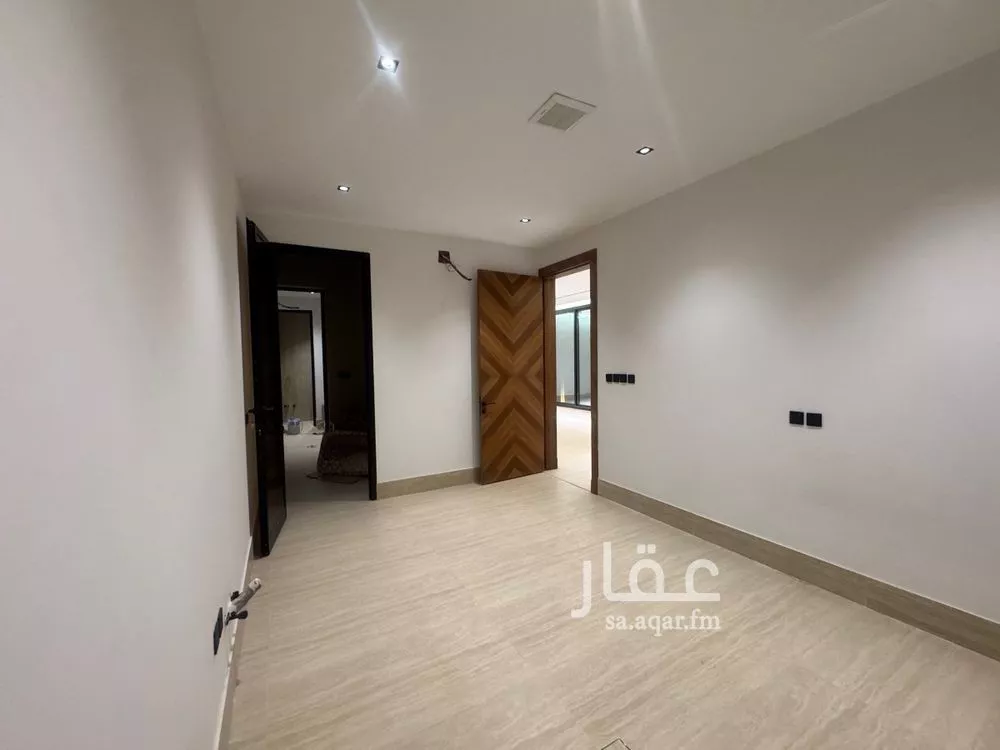 فيلا 6 غرف في المهدية 9