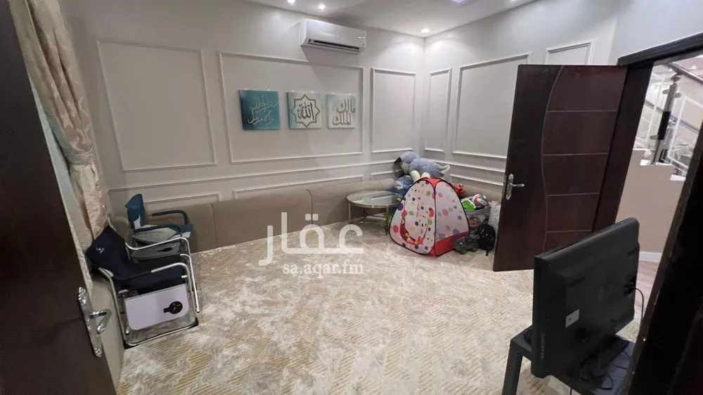 فيلا 11 غرف في العارض 2