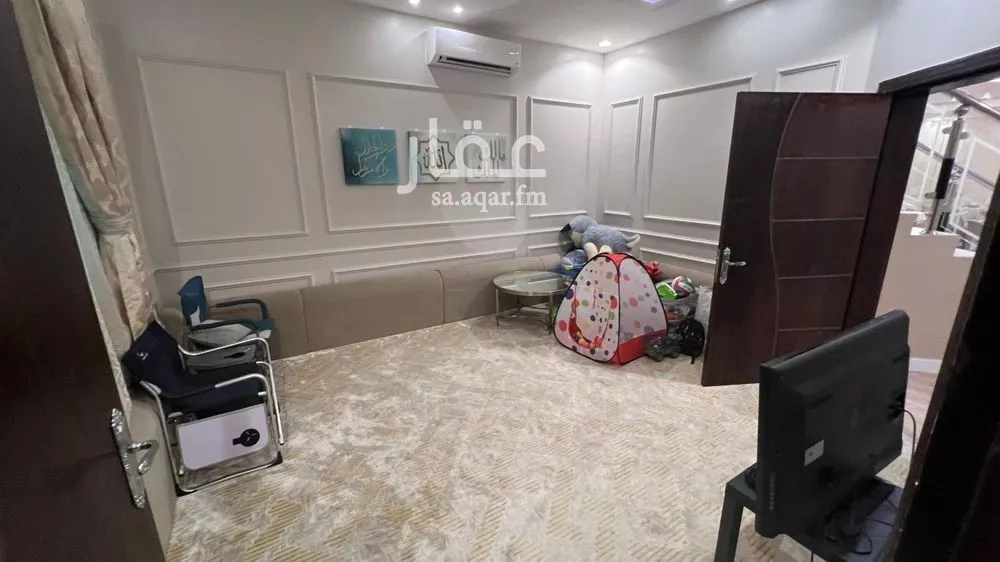 فيلا 11 غرف في العارض 7