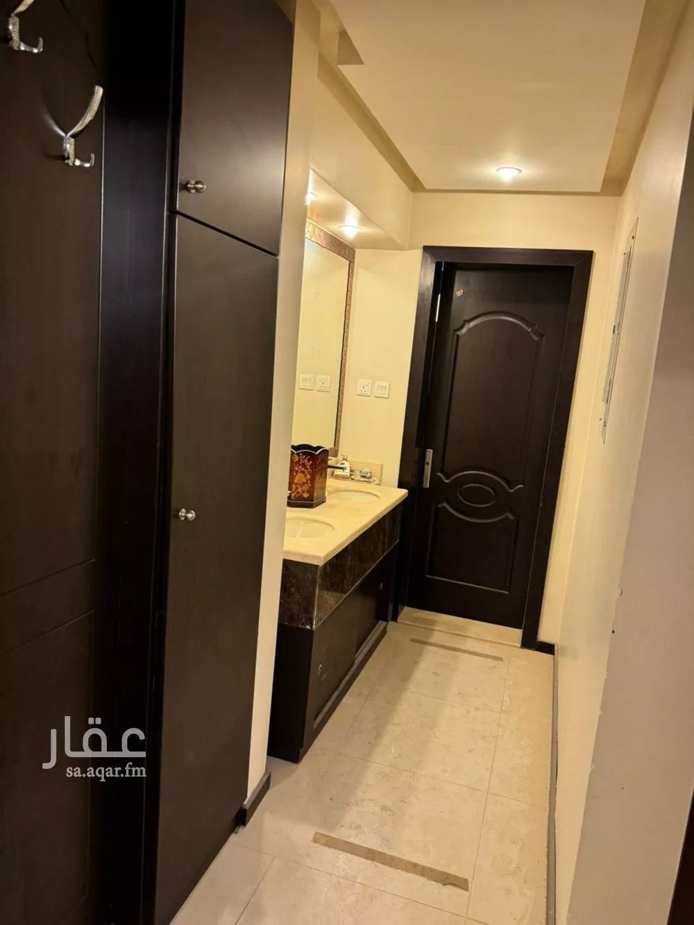 فيلا 5 غرف في النفل 6