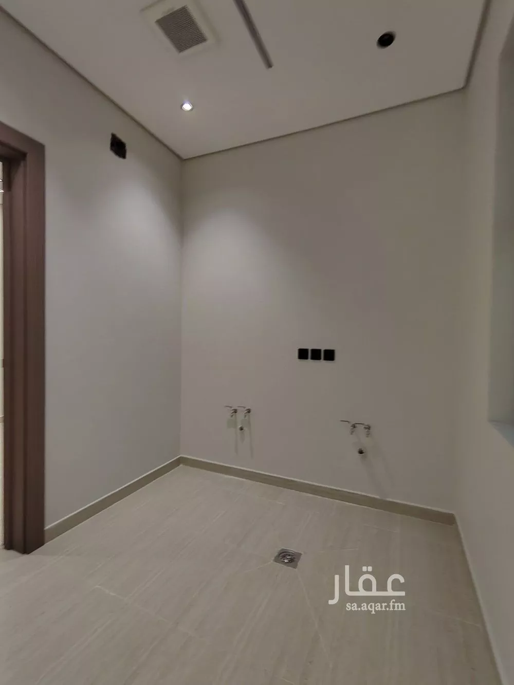 6 bedroom villa in Al Hazm 16