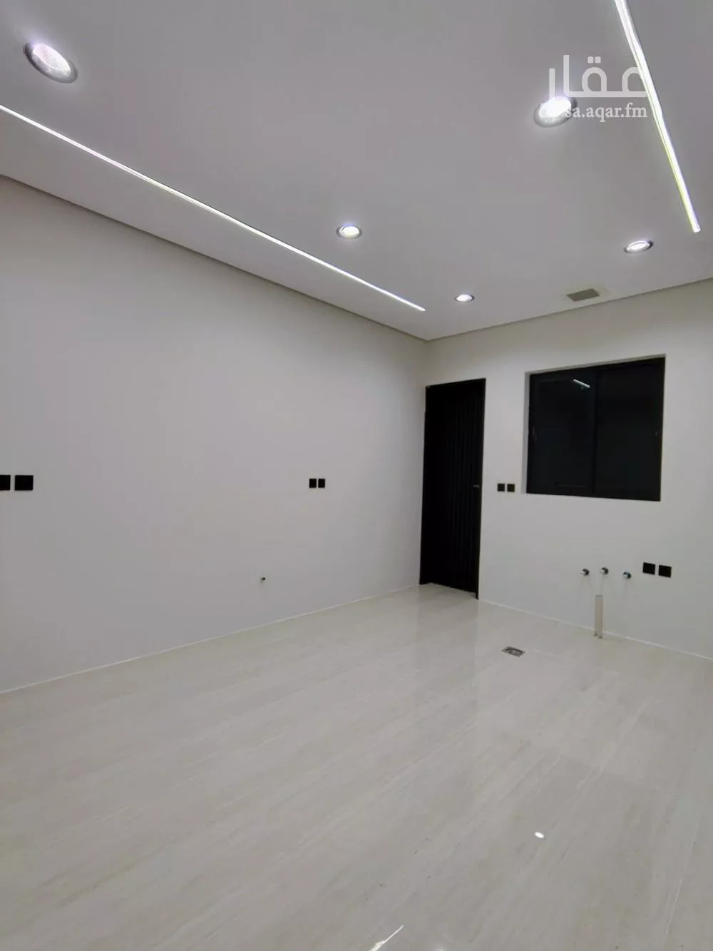 6 bedroom villa in Al Hazm 4