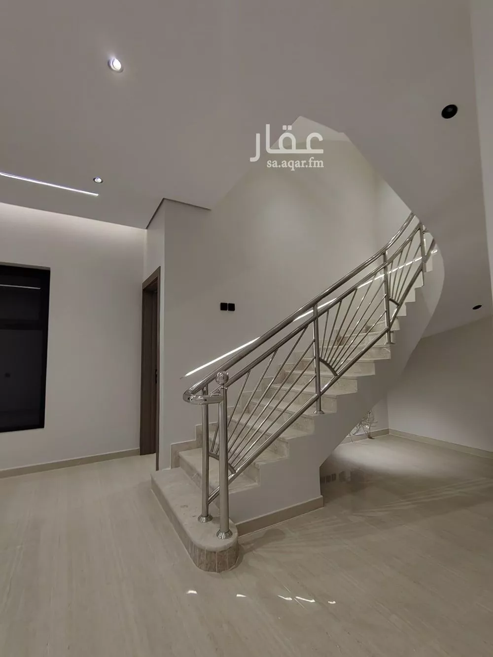 6 bedroom villa in Al Hazm 10
