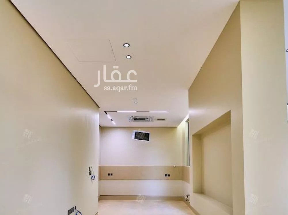 5 bedroom villa in Al Mahdiyyah 16