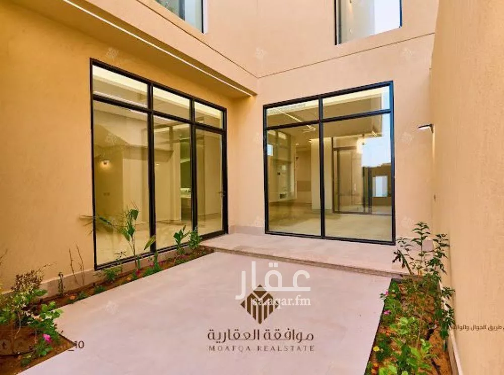 5 bedroom villa in Al Mahdiyyah 6