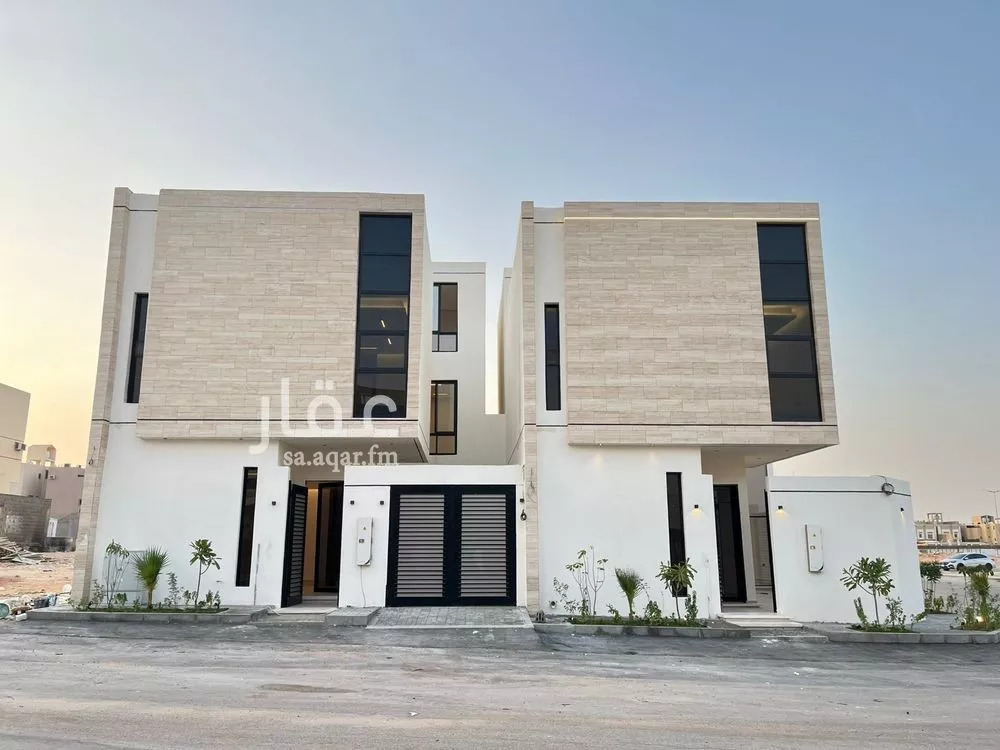 5 bedroom villa in Al Mahdiyyah 2