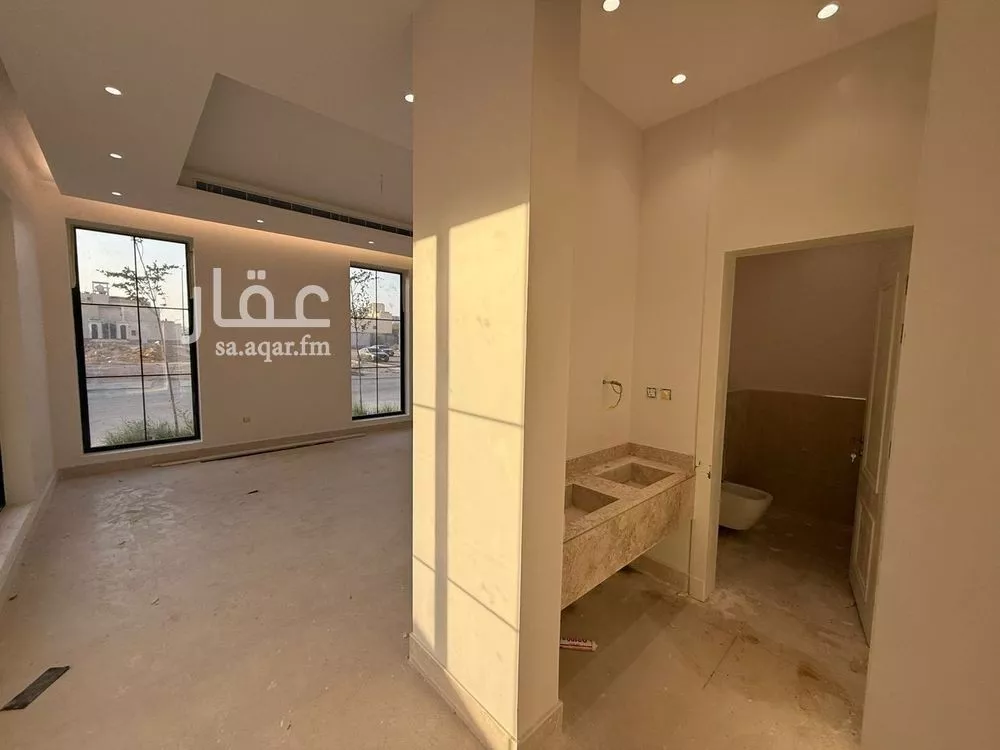 5 bedroom villa in Al Mahdiyyah 14