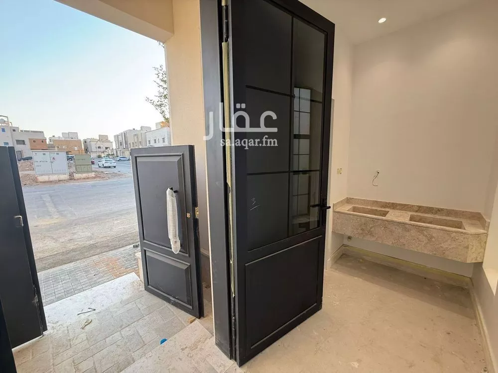 5 bedroom villa in Al Mahdiyyah 15