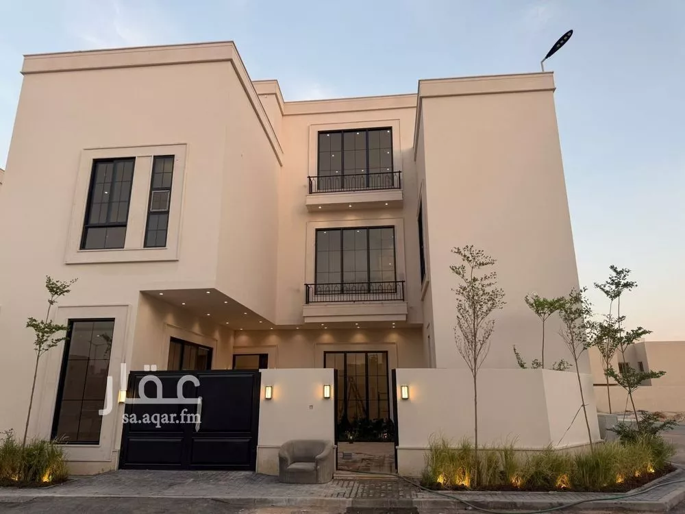 5 bedroom villa in Al Mahdiyyah 8