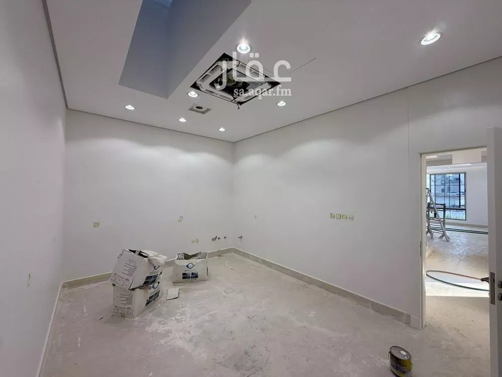 5 bedroom villa in Al Mahdiyyah 9