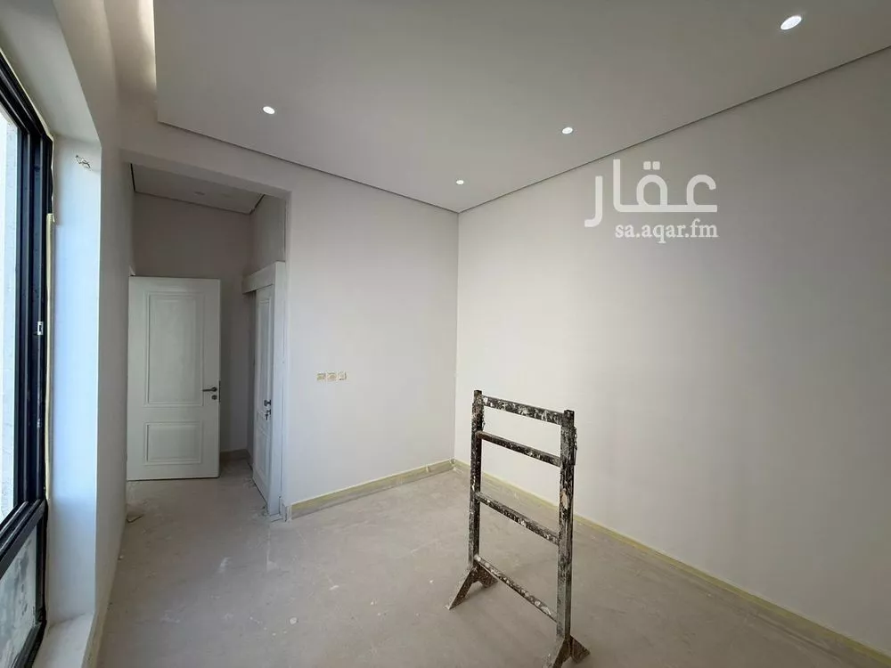 5 bedroom villa in Al Mahdiyyah 10