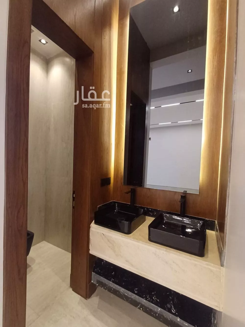 فيلا 6 غرف في الشرق 6