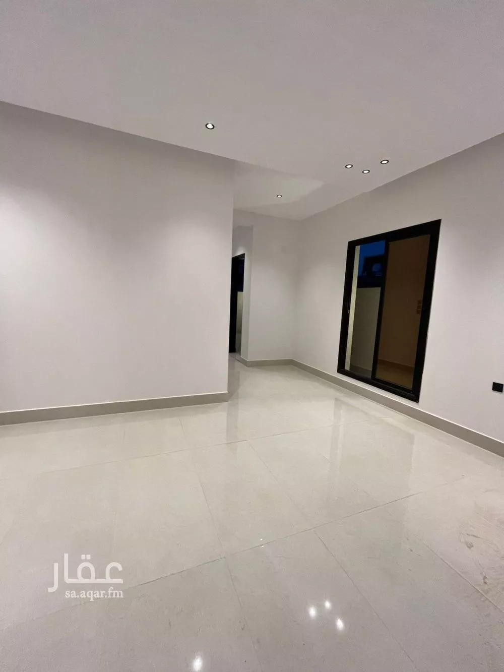 فيلا 4 غرف في المهدية 23