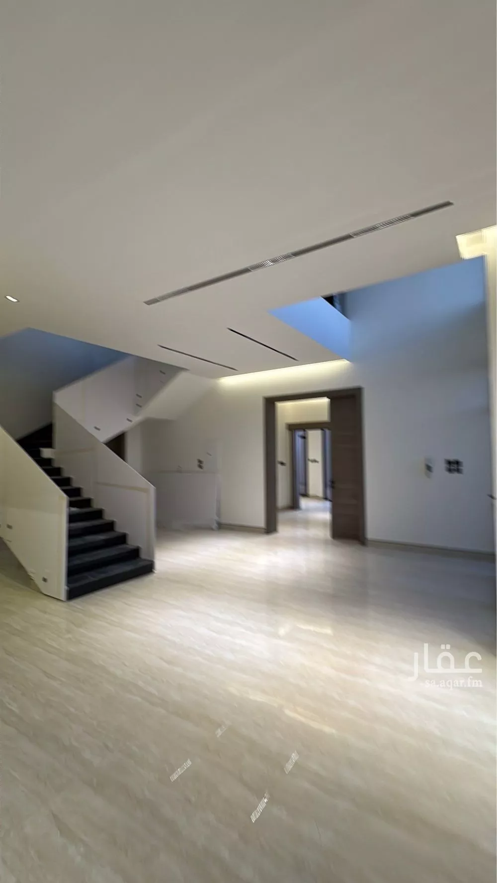 4 bedroom villa in Al Narjis 11