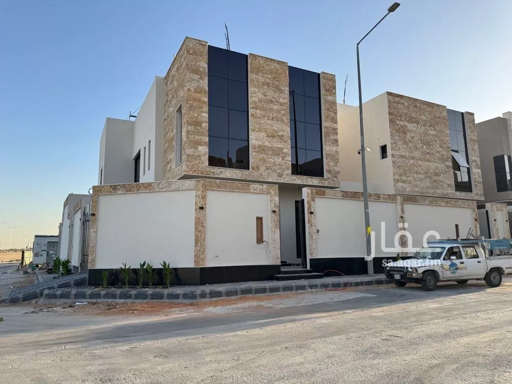 4 bedroom villa in Al Narjis 8