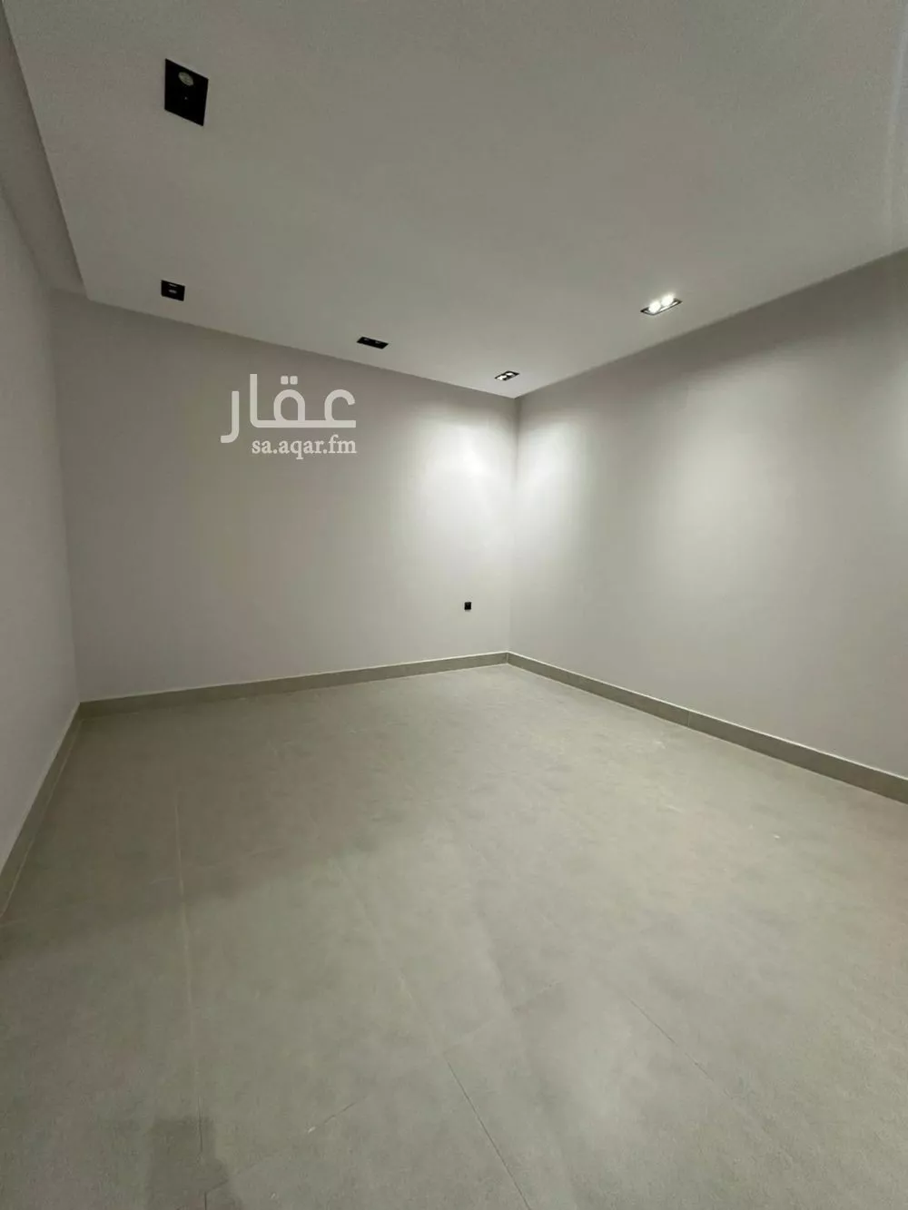 فيلا 6 غرف في الجنادرية 8