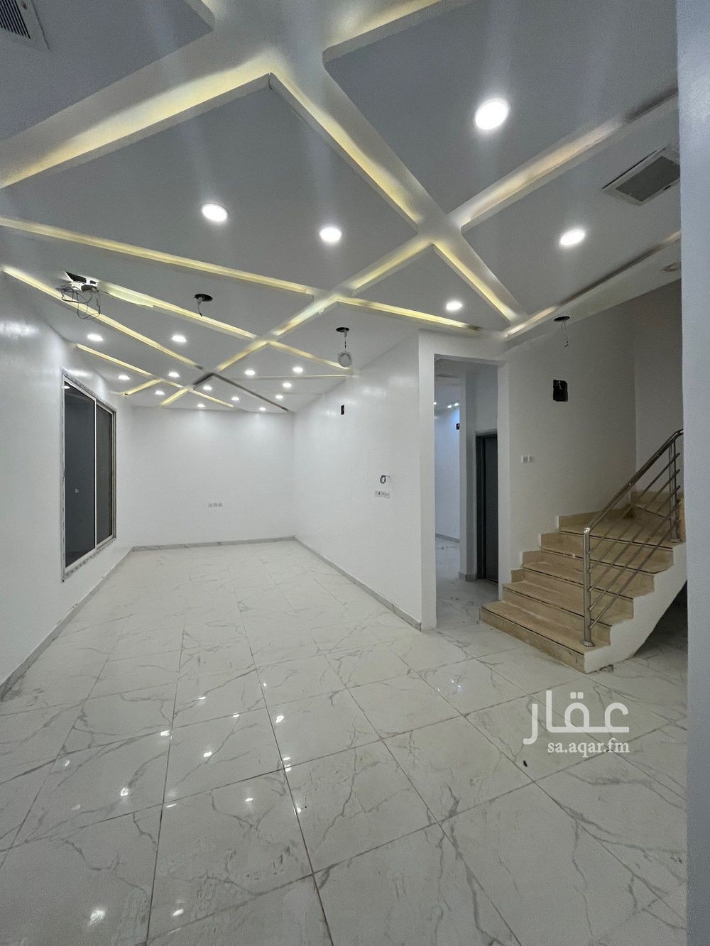فيلا 4 غرف في ظهرة البديعة، الرياض 2