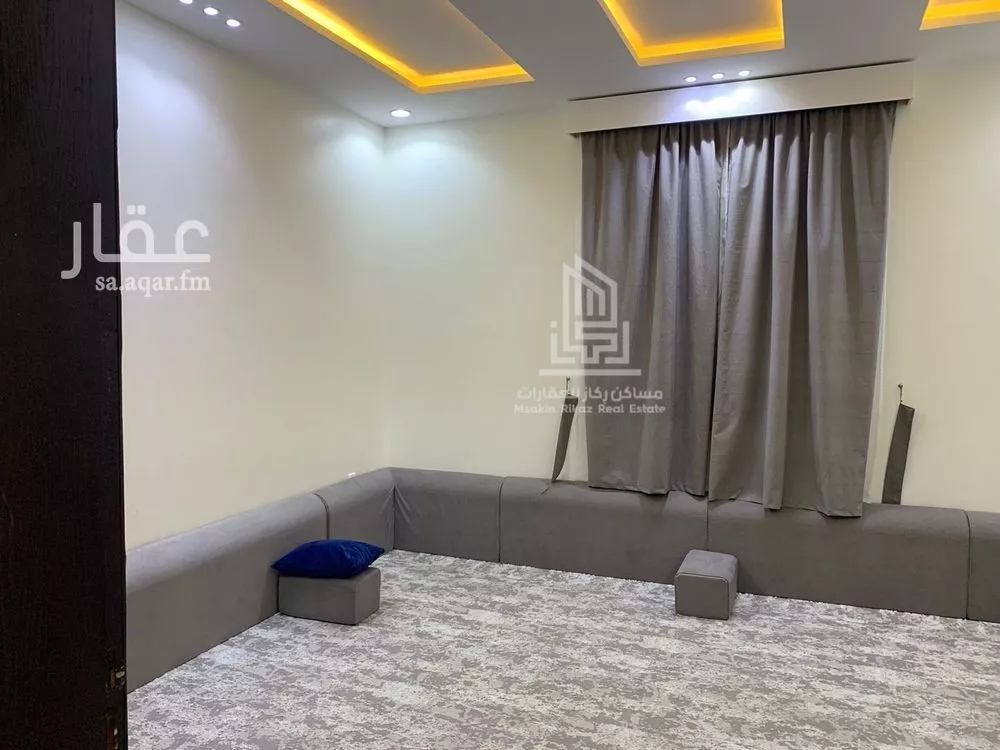 10 bedroom villa in Al Janadriyah 3