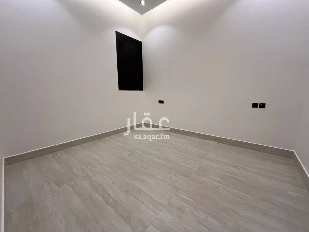 5 bedroom villa in Al Mahdiyyah 22