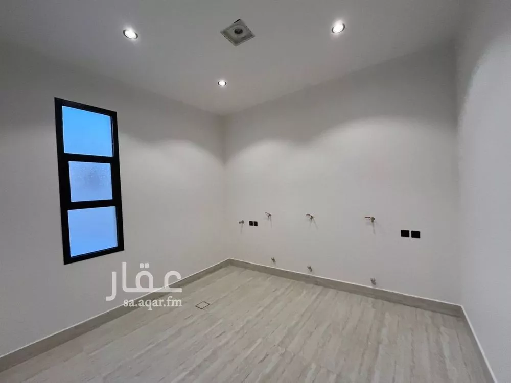 5 bedroom villa in Al Mahdiyyah 26