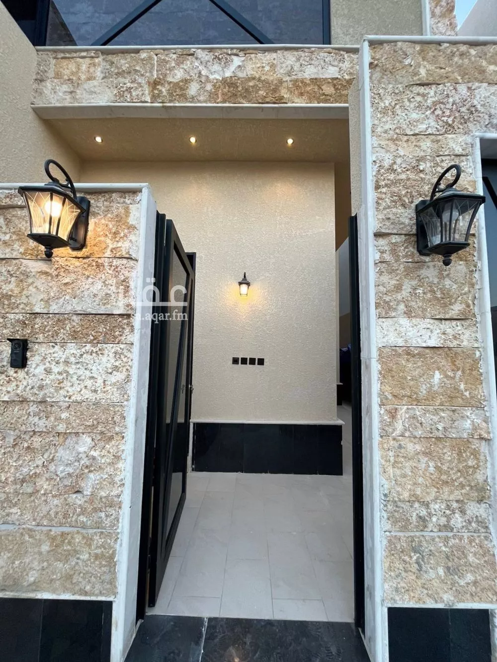 5 bedroom villa in Al Mahdiyyah 4