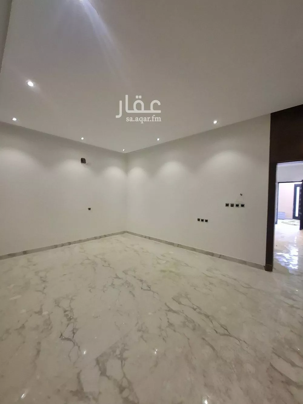 فيلا 6 غرف في طويق 17