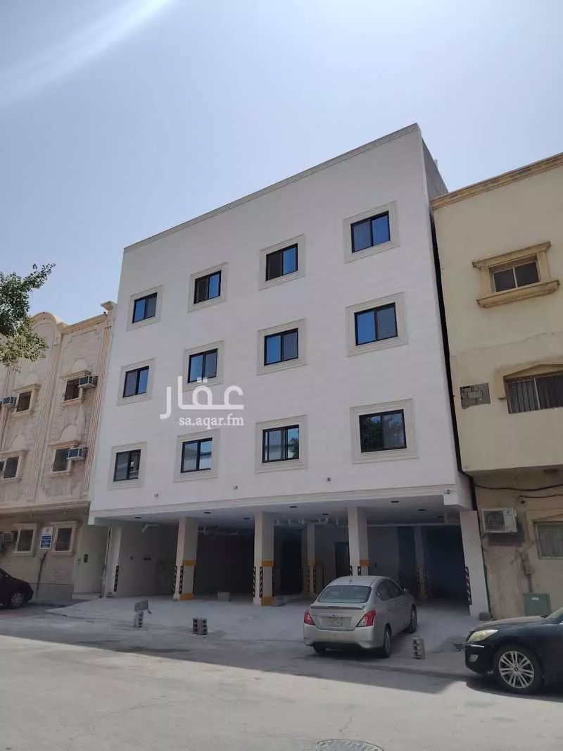 عمارة 325 م² في الثقبة 2