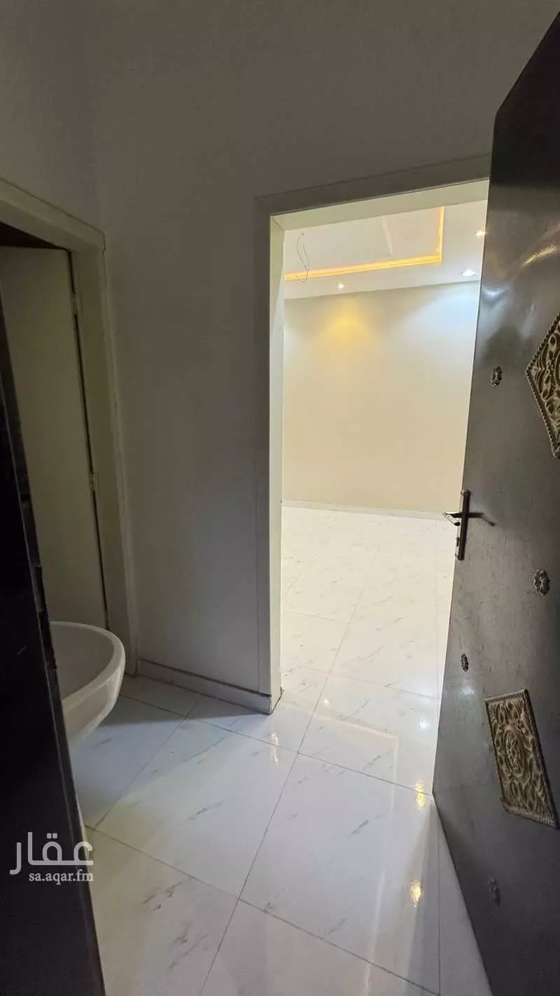 3 bedroom floor in Taibah 2