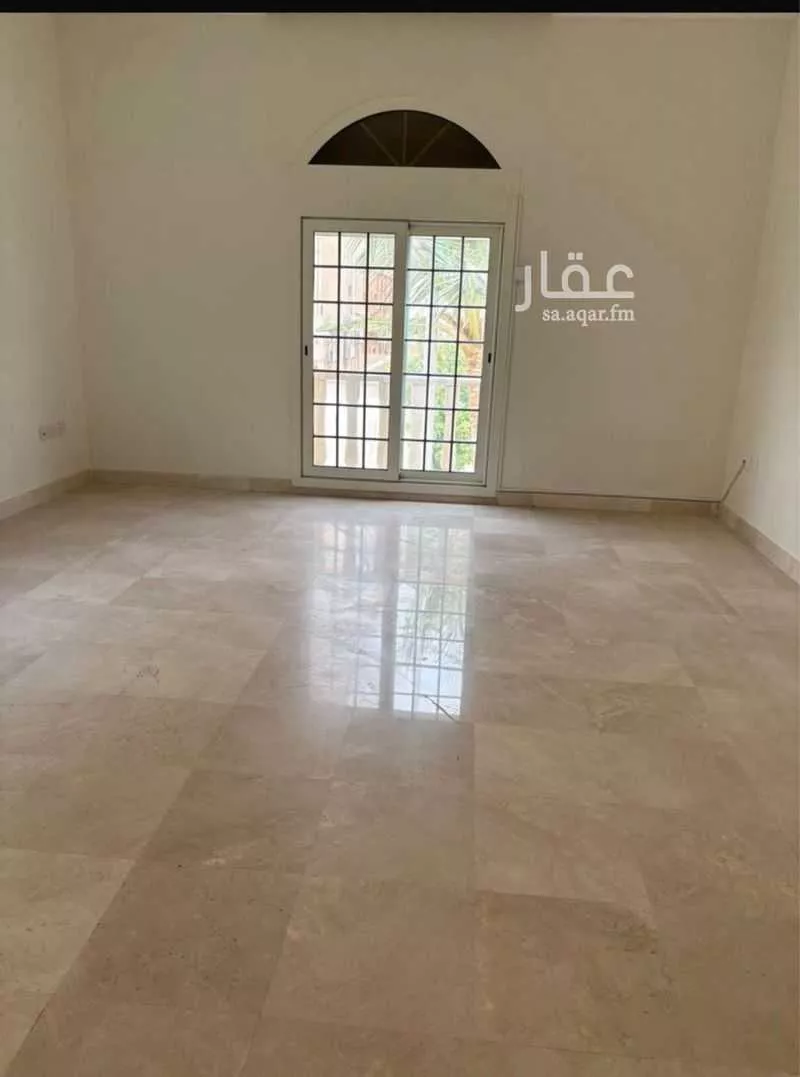 فيلا 4 غرف في البساتين 2