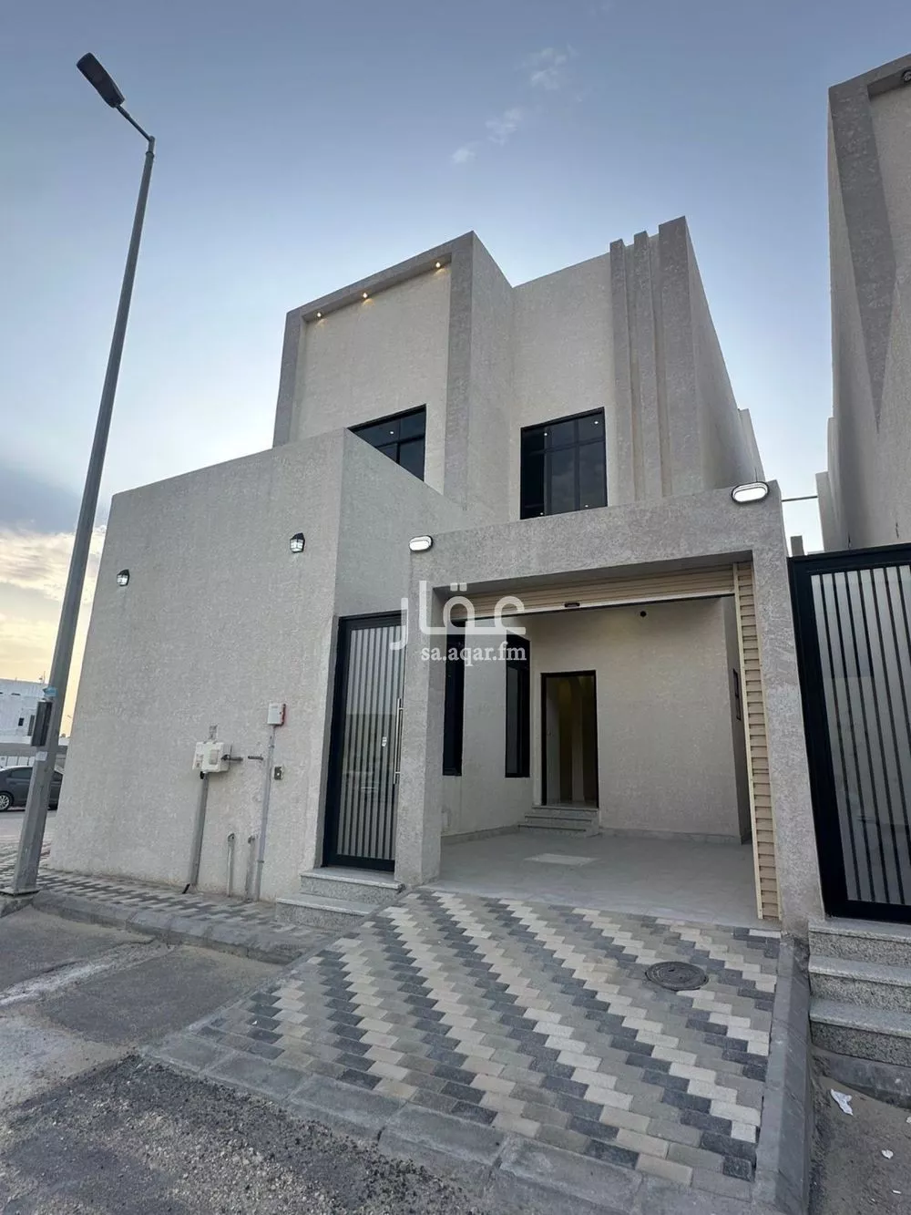 8 bedroom villa in Al Amal 3