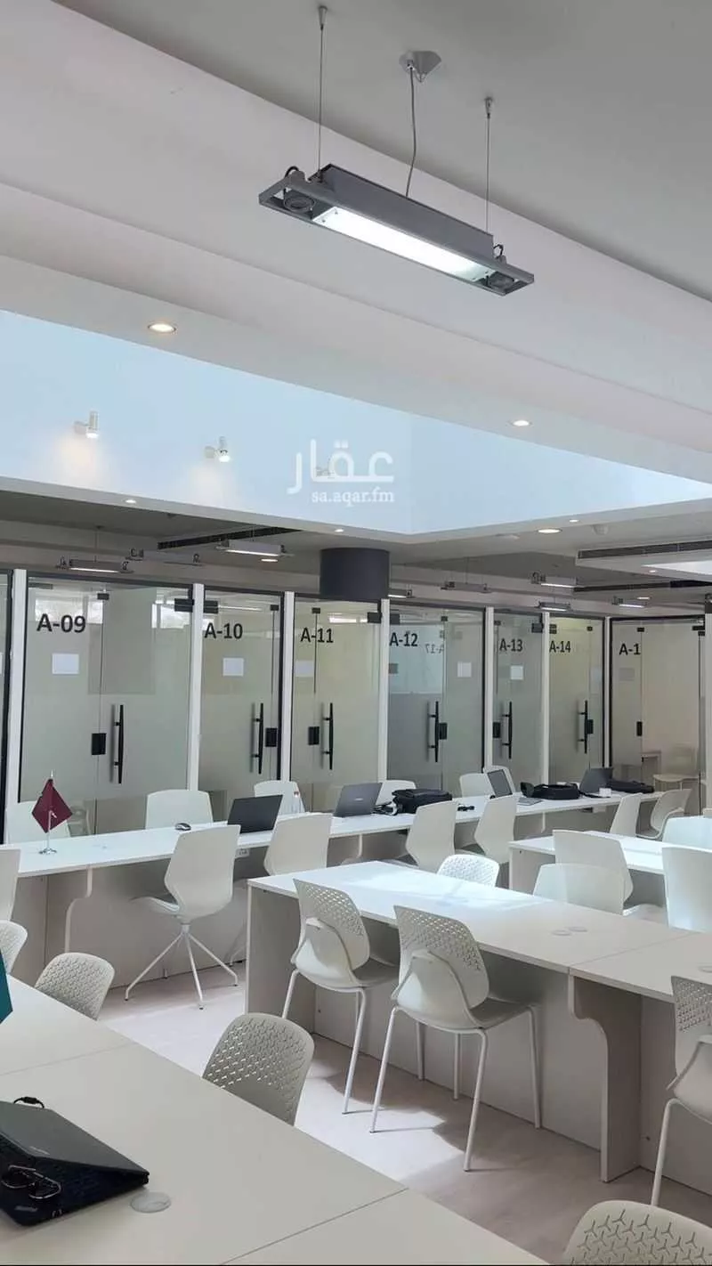 مكتب 5000 م² في الدريهمية 14