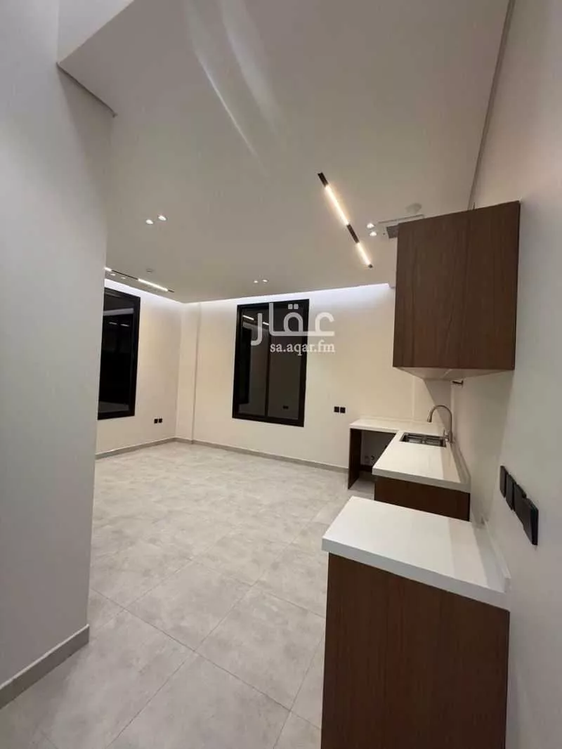 3 bedroom apartment in Al Aridh 8