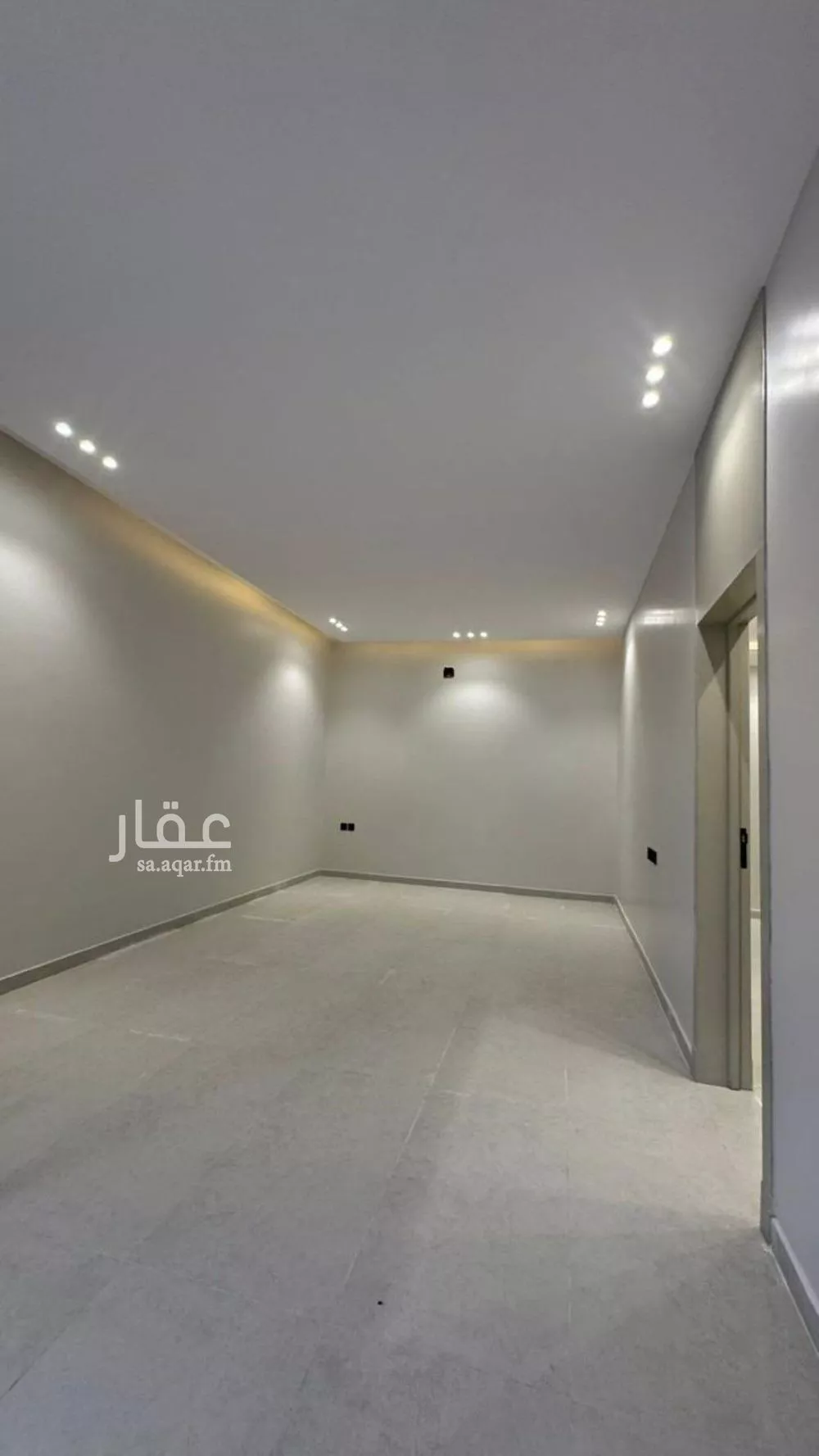 فيلا 5 غرف في طويق 10