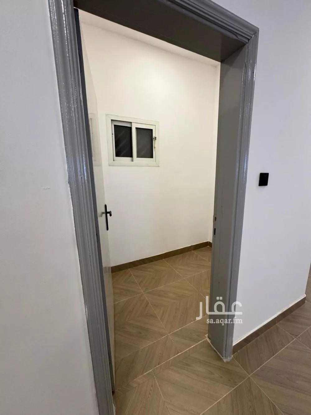 دور 3 غرف في الملز 8