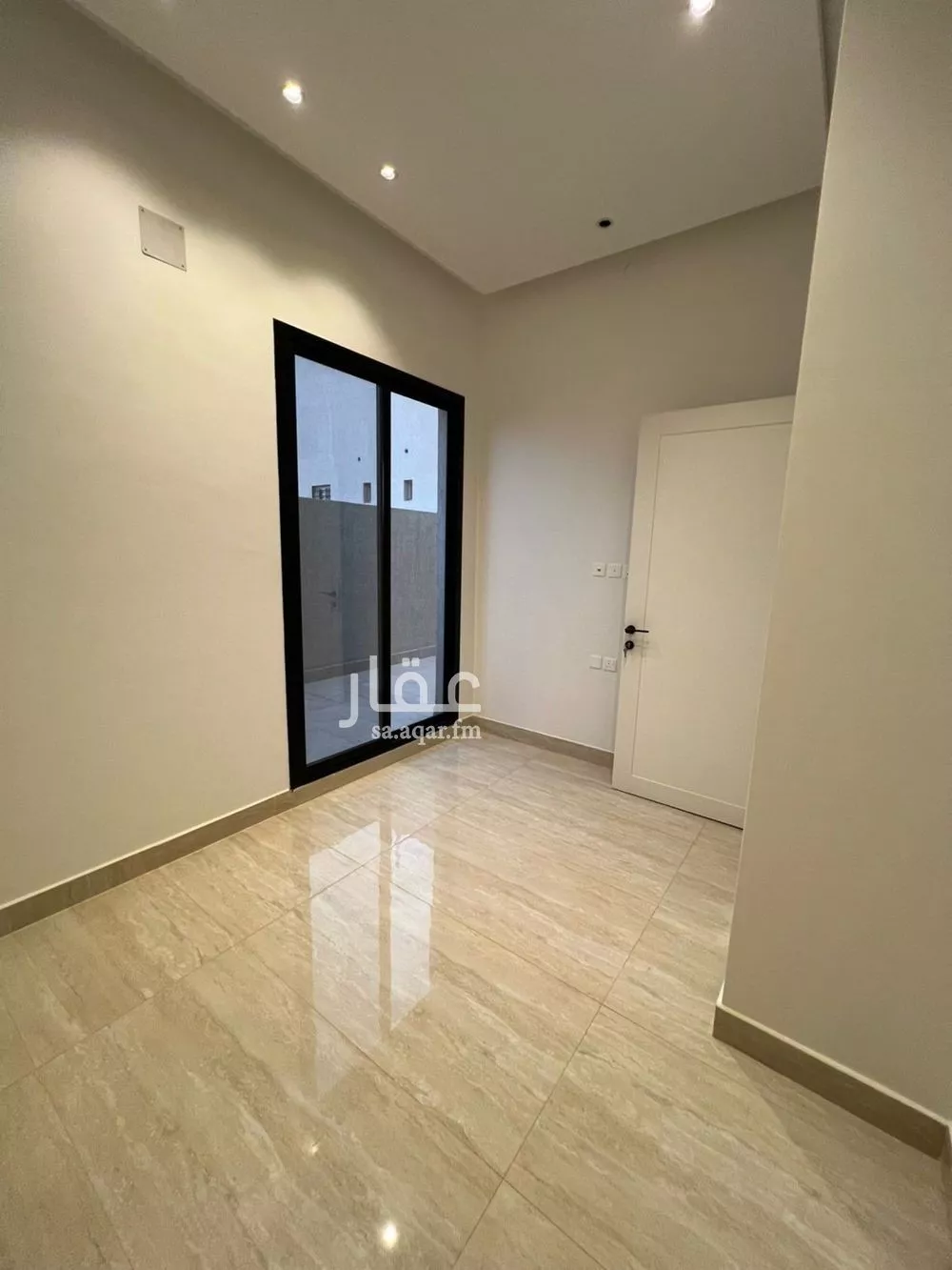 5 bedroom villa in Al Mahdiyyah 5